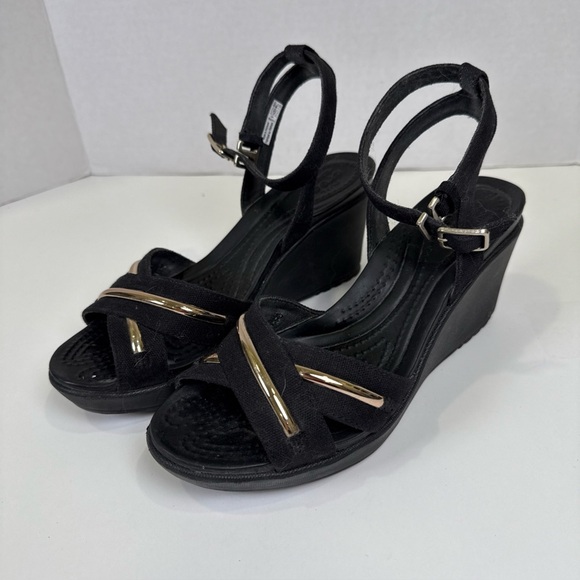 CROCS Shoes - Crocs Women Size 6 Leigh II Metalblock Cross-Strap Ankle Wedge Sandals Black